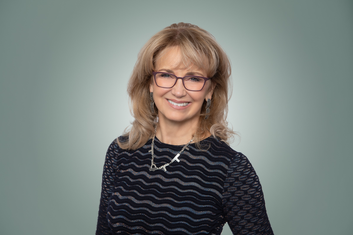 Suzanne Currie headshot